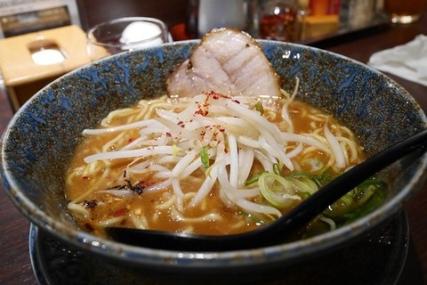 P1250945-2.JPG