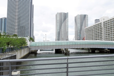 P1400519-2.JPG
